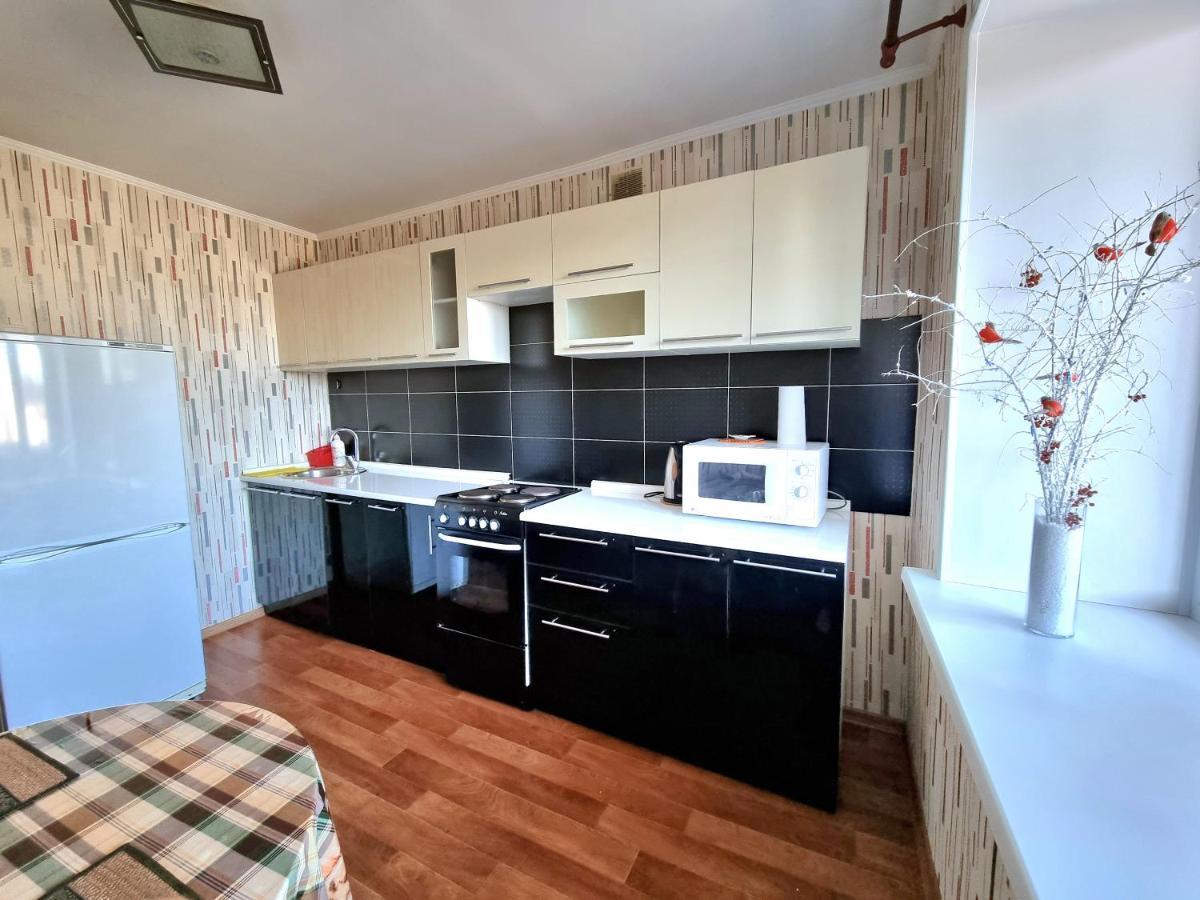 Apartment На Стрелке С Красивым Видом На Иртыш Ust-Kamenogorsk Ngoại thất bức ảnh
