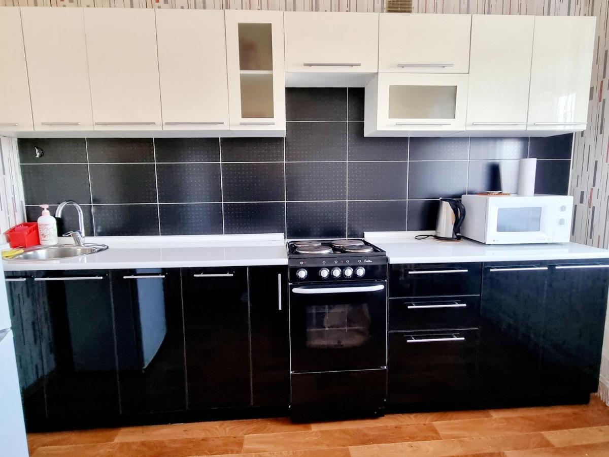 Apartment На Стрелке С Красивым Видом На Иртыш Ust-Kamenogorsk Ngoại thất bức ảnh