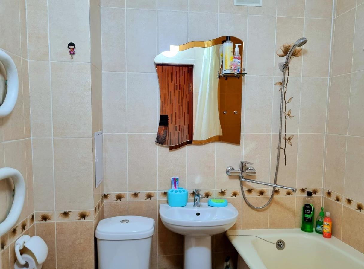 Apartment На Стрелке С Красивым Видом На Иртыш Ust-Kamenogorsk Ngoại thất bức ảnh